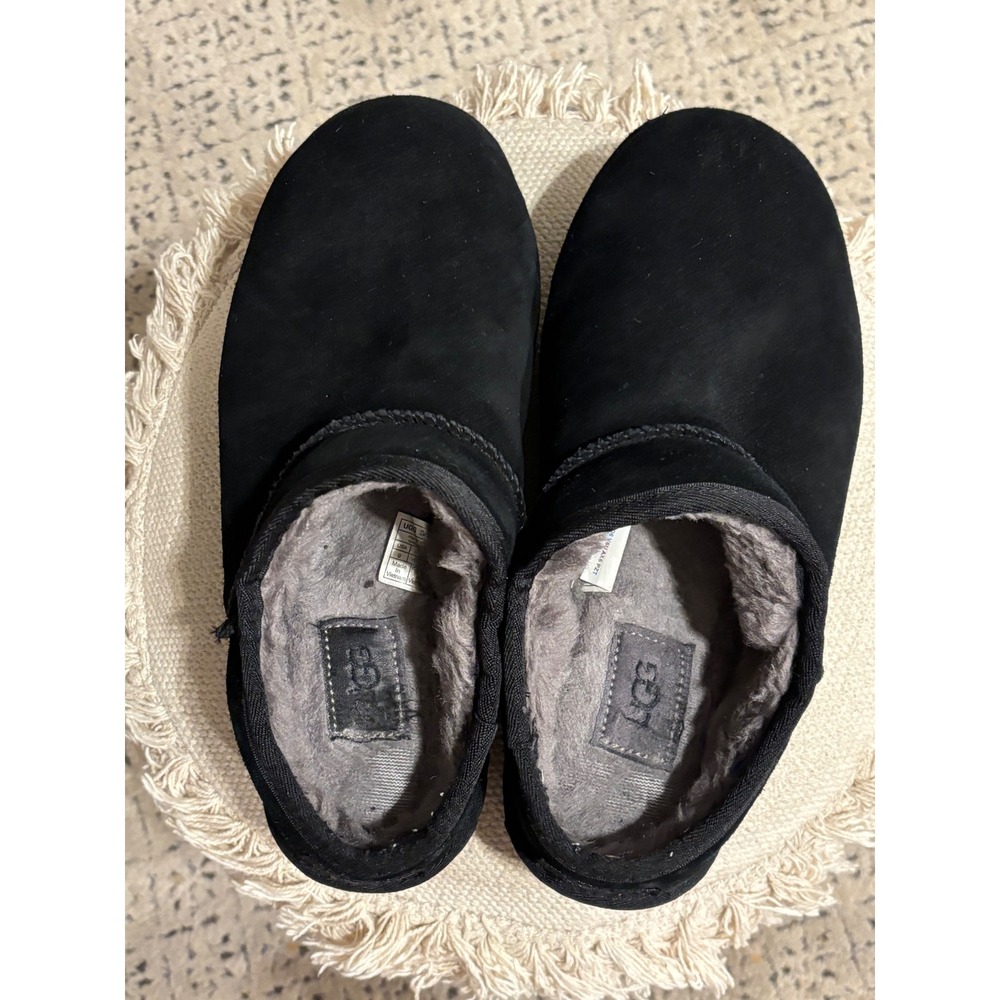 UGG Women's Classic Slipper Black Suede Size 9 (Style 1108193)